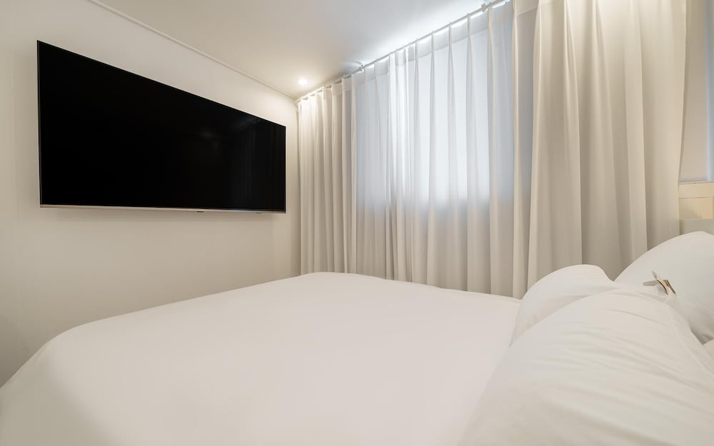 Фото Jongno Hotel Rawa