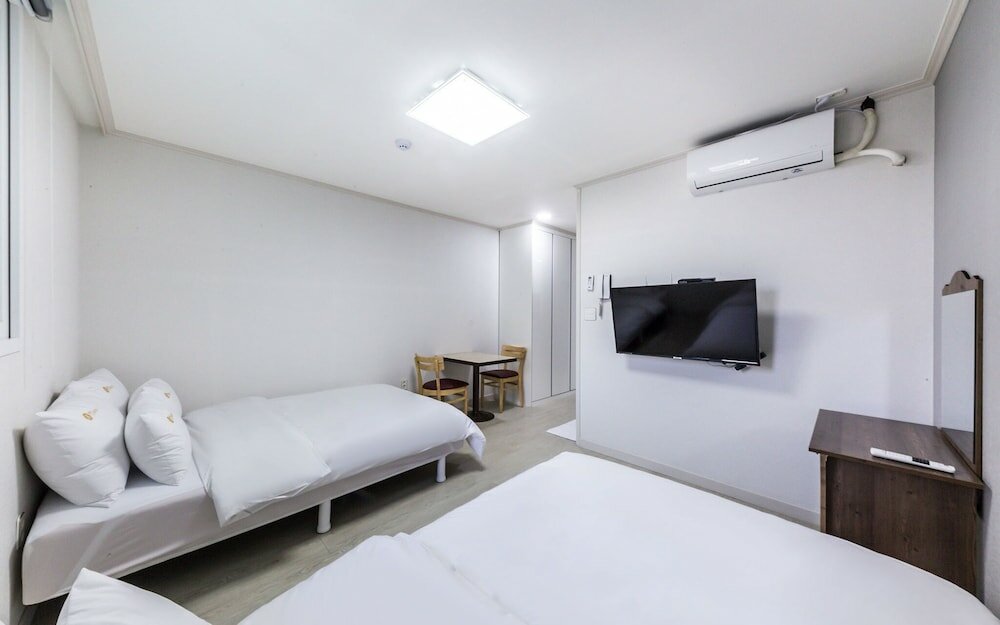 Фото Guro JS Hotel