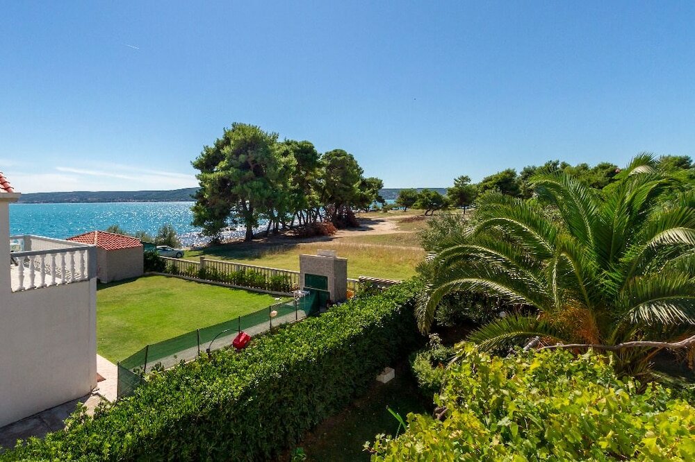 Фото Hostel Oktarin