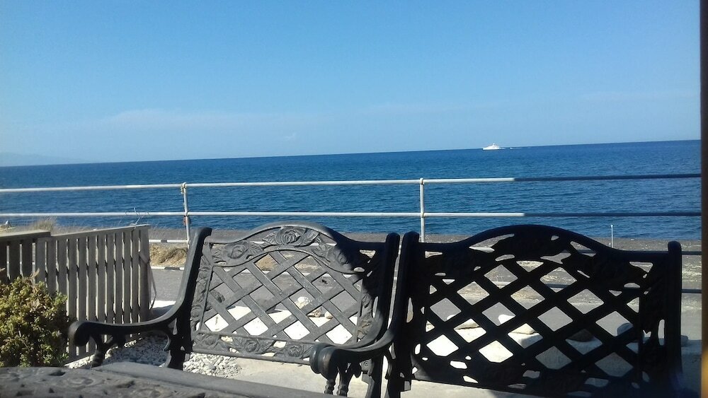 Фото Tzannis Cave House