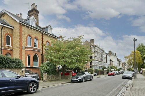 Perfect Pied-a-terre in Clapham by Underthedoormat