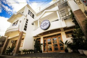 Гостиница Casa Bicolandia Suites в Легаспи