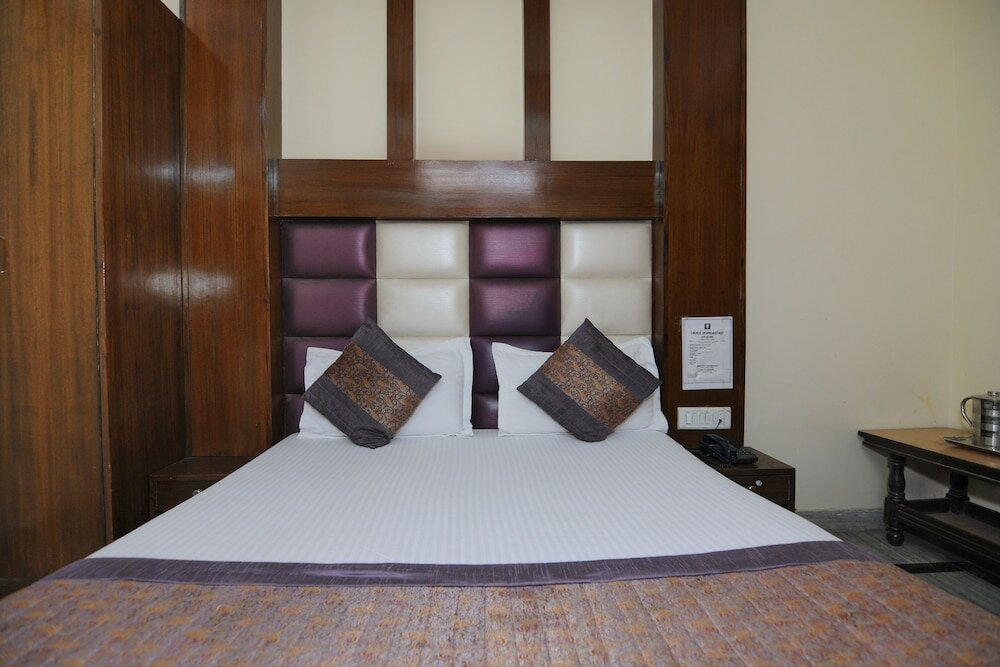 Фото Lord Krishna Hotel Dx. Inn