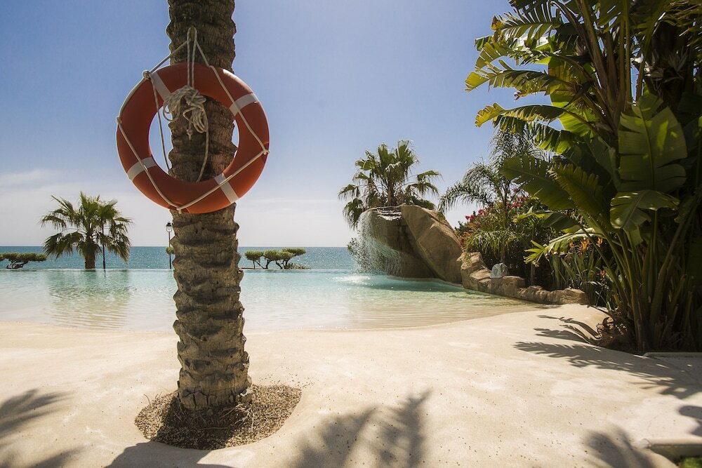 Фото Gran Hotel Las Fuentes de Fantasía Hoteles