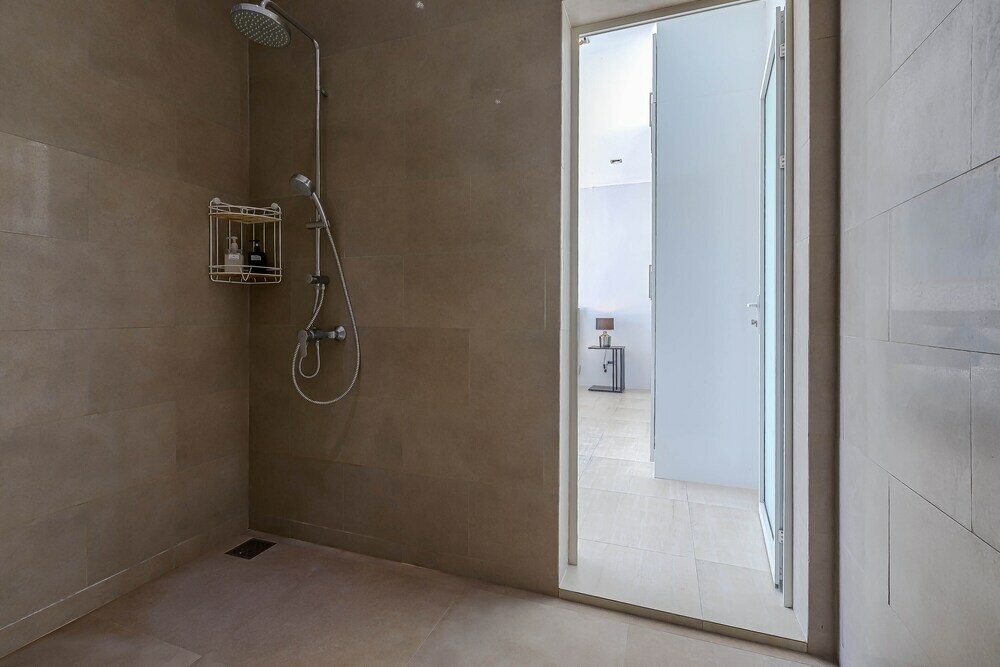 Фото Luxury Modern 4 Br Pool Villa - Ph111