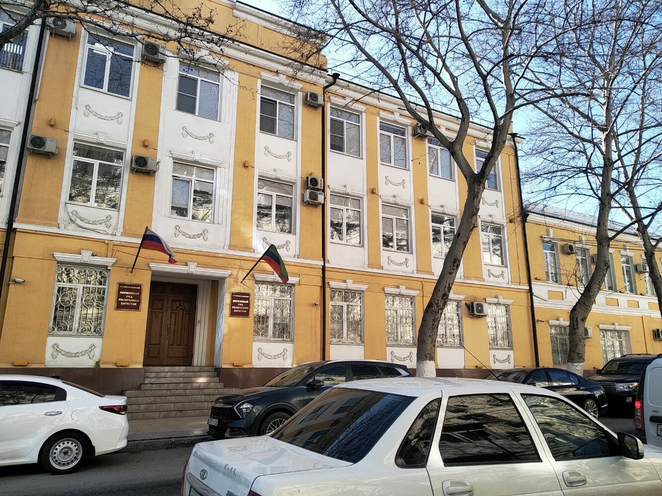 Суд изъял имущество экс-главы Соцфонда в Дагестане на 310 млн рублей