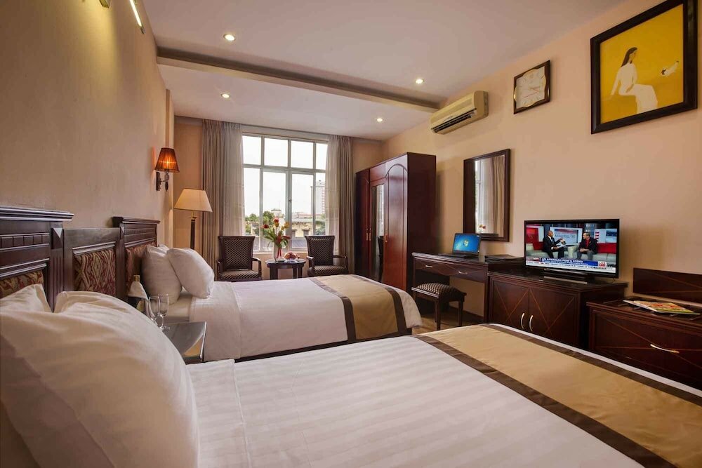 Фото Khach San Tqt2