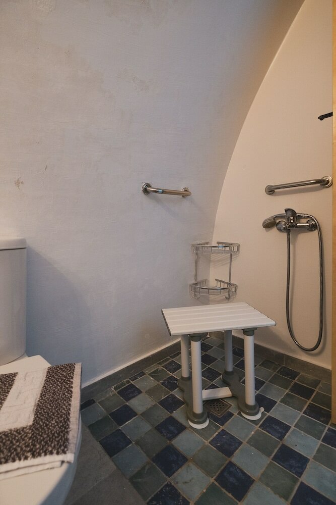 Фото Karavos View - A Unique Artists' Hideaway Paradise