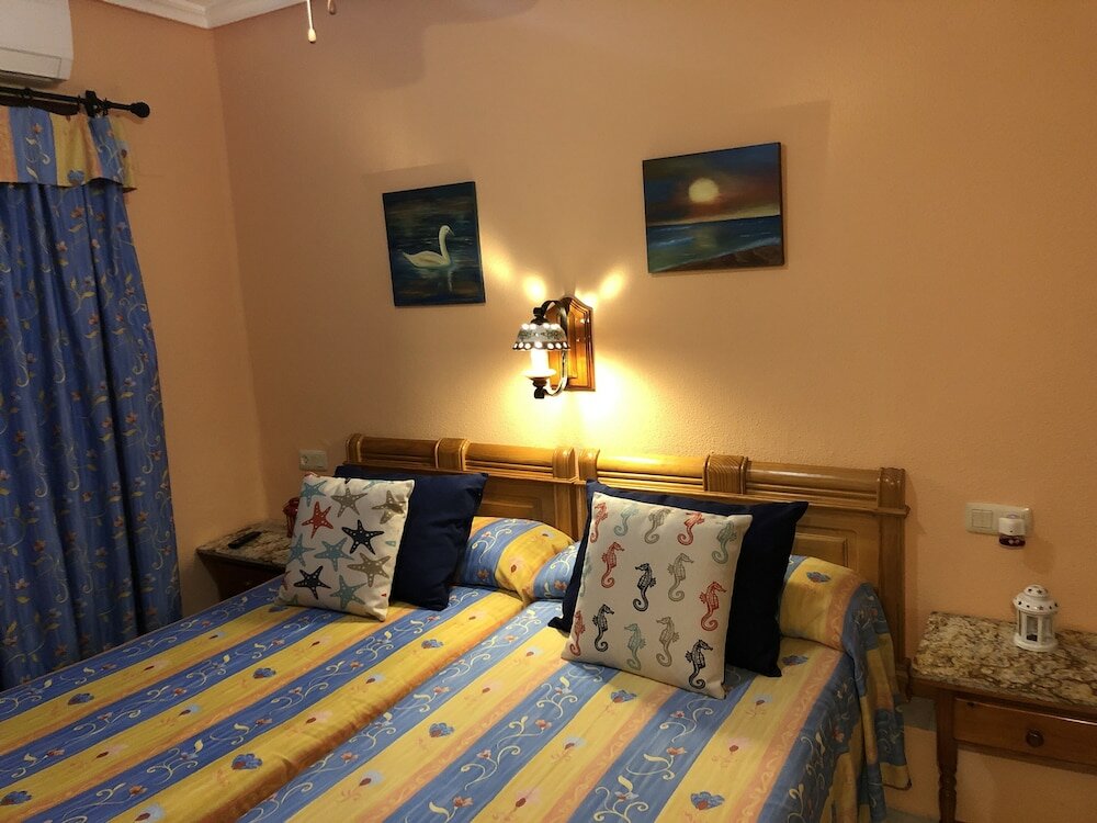 Фото Pensión Restaurante Chiki