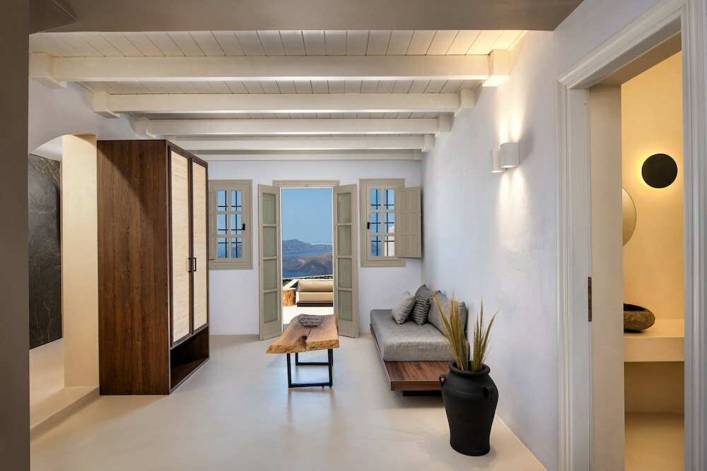 Фото Azanti Suites