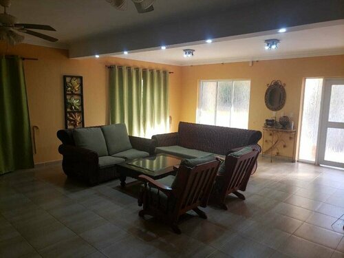 Гостиница Villa, 4 Bedrooms, Private Pool, Tropical Garden, Ocean View в Сосуа