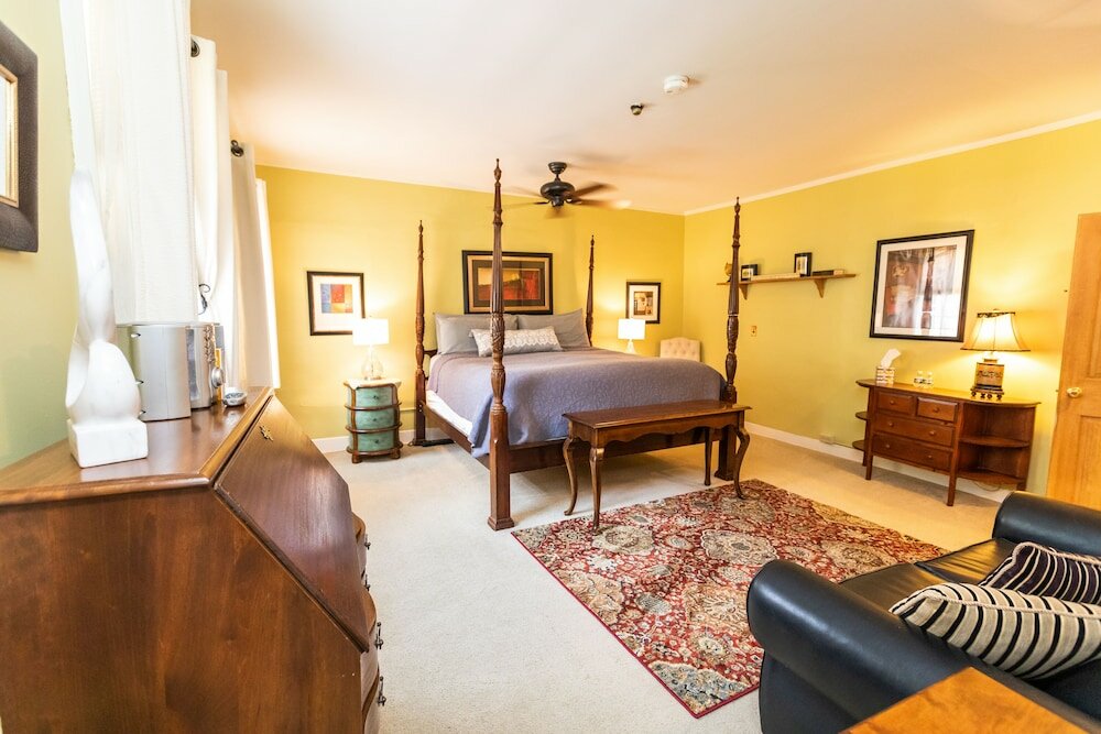 Фото Waybury Inn