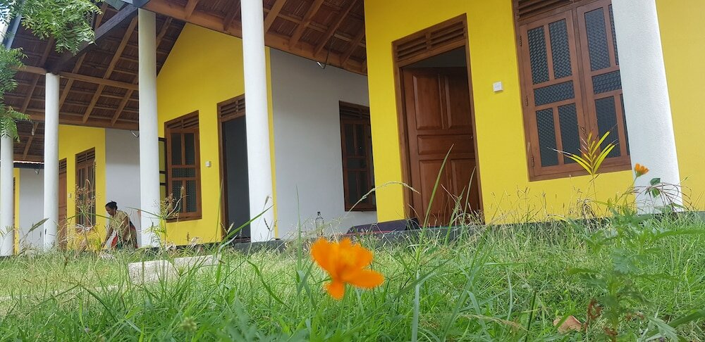 Фото Exotic Beach Hotel