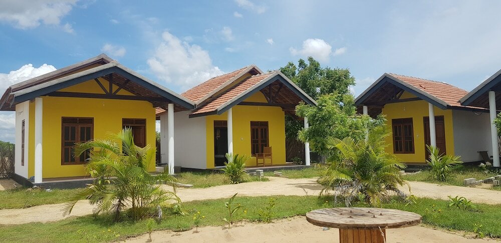 Фото Exotic Beach Hotel