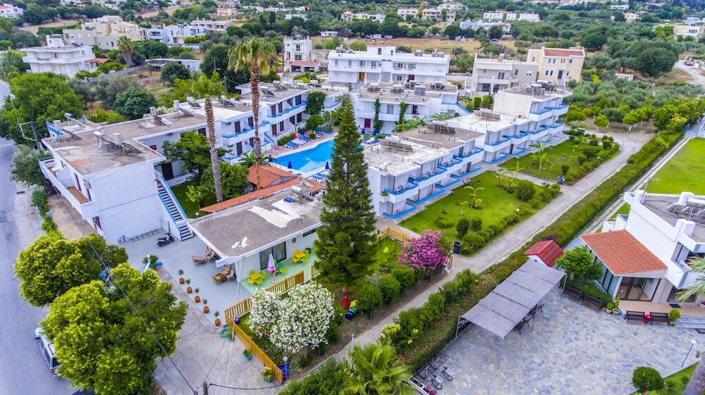 Фото Yiannis Yard Studios & Apartments