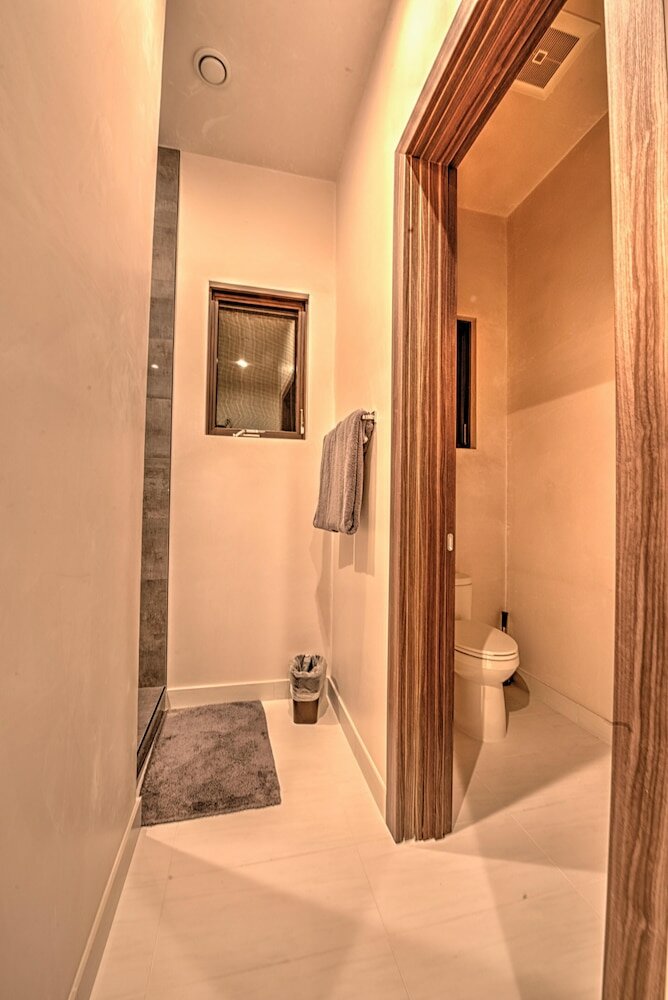 Фото Lx1a: Luxury Contemporary Villa in The Middle of Nature