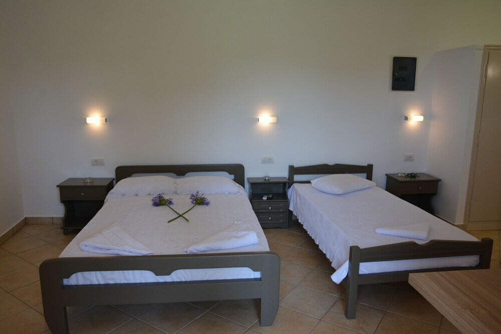 Фото Petros Giatras - Rooms