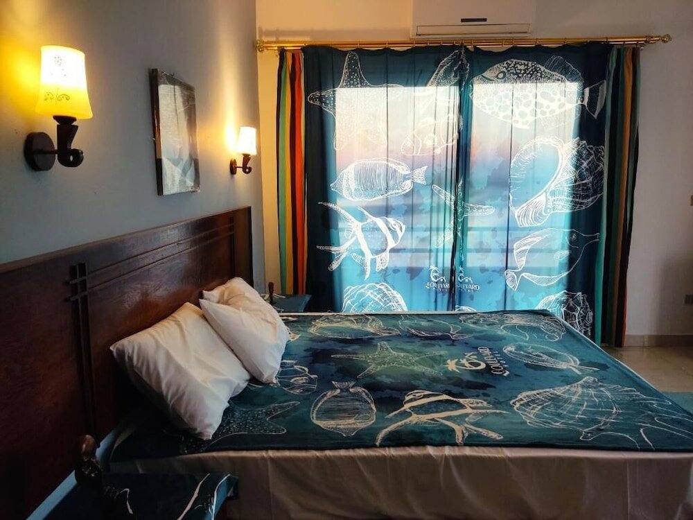 Фото Boulevard Apartment Hotel