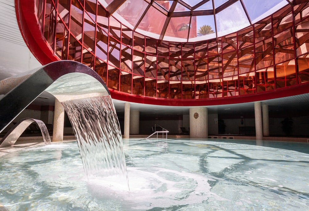 Фото Holiday World Village Hotel