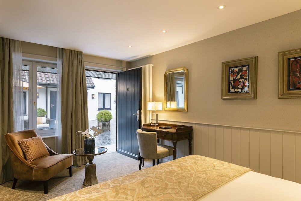 Фото Hotel Dukes' Palace Residence