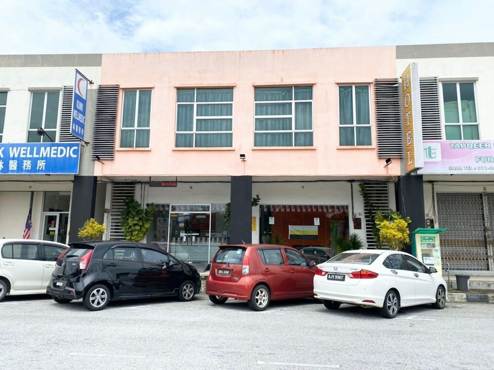 Фото отеля 1