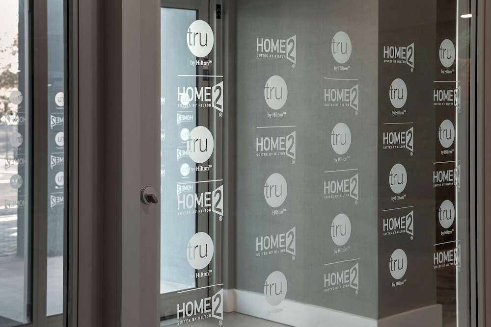 Фото Home2 Suites by Hilton Miami Airport South Blue Lagoon