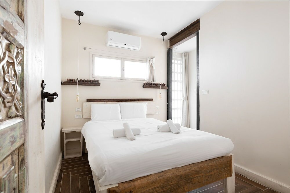 Фото Gorgeous Bauhaus Interior Near the Beach