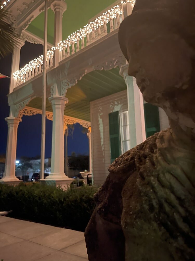 Фото The George Manor