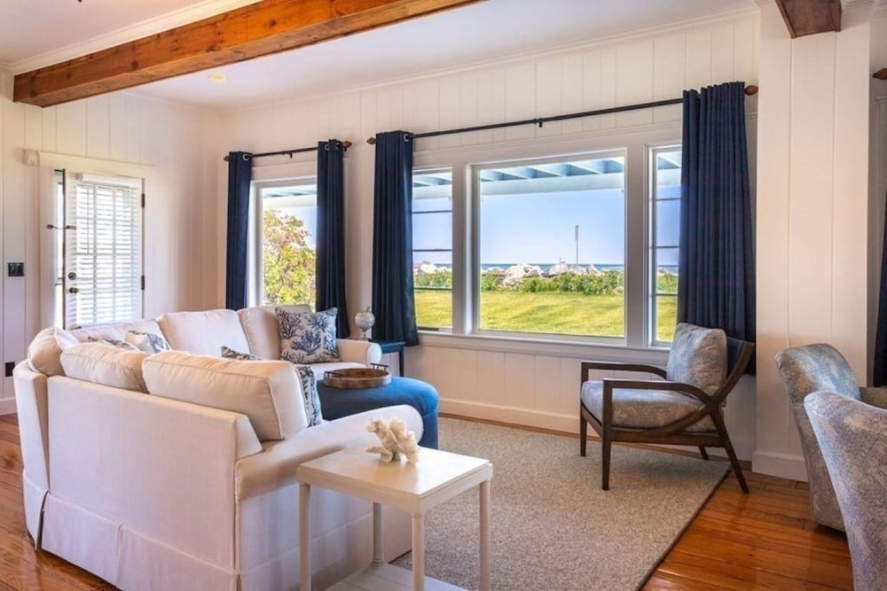 Фото Miramar Escape