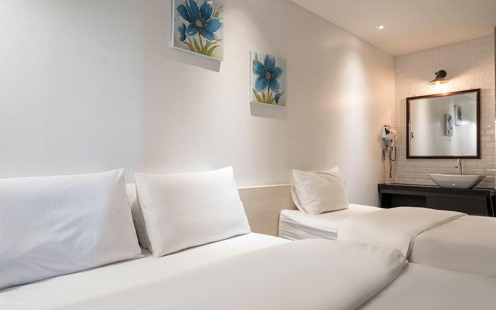 Фото Incheon Asiad Banwol Hotel