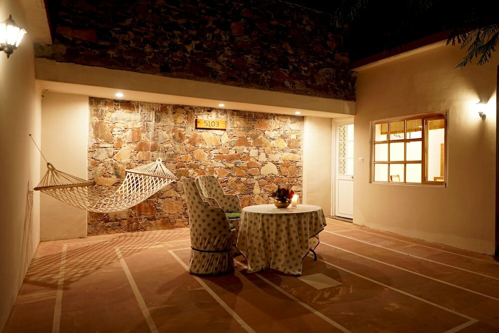 Фото Astroport Sariska Treetop by Eight Continents