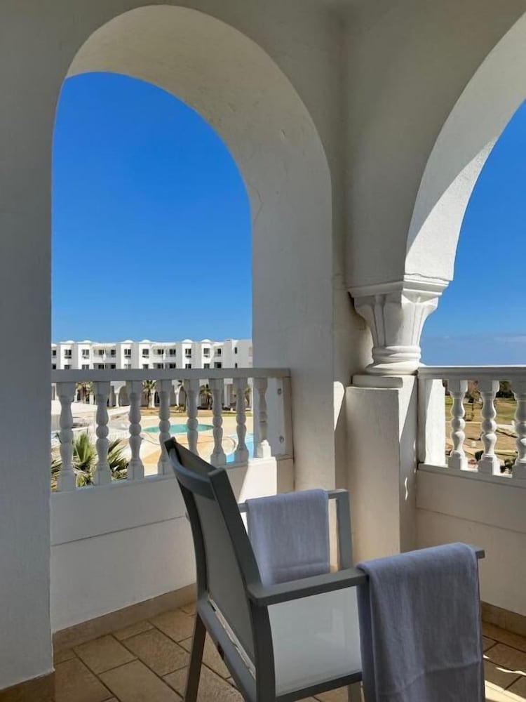 Фото Cap Bon Kélibia Beach Hôtel&Spa