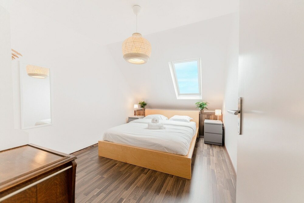 Фото Modern Bright Cozy Apt in Bonnevoie