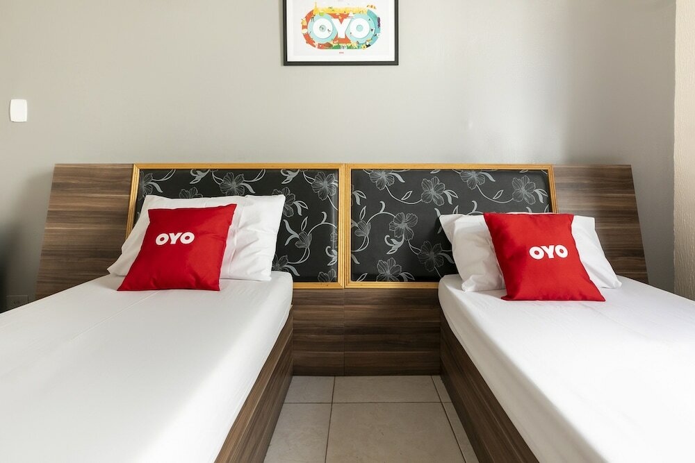 Фото Oyo Hotel Sunshine