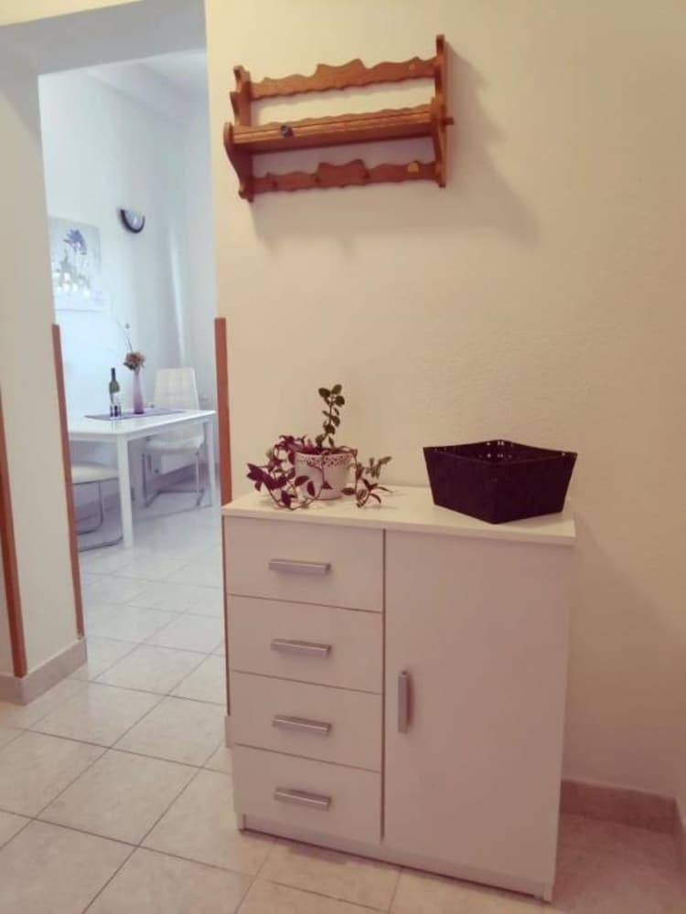 Фото Jadranka - Free Parking and Grill - A1-purple