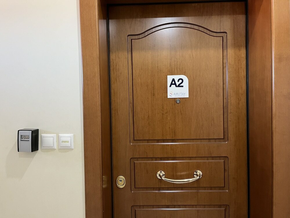 Фото Hector Apartment Airport