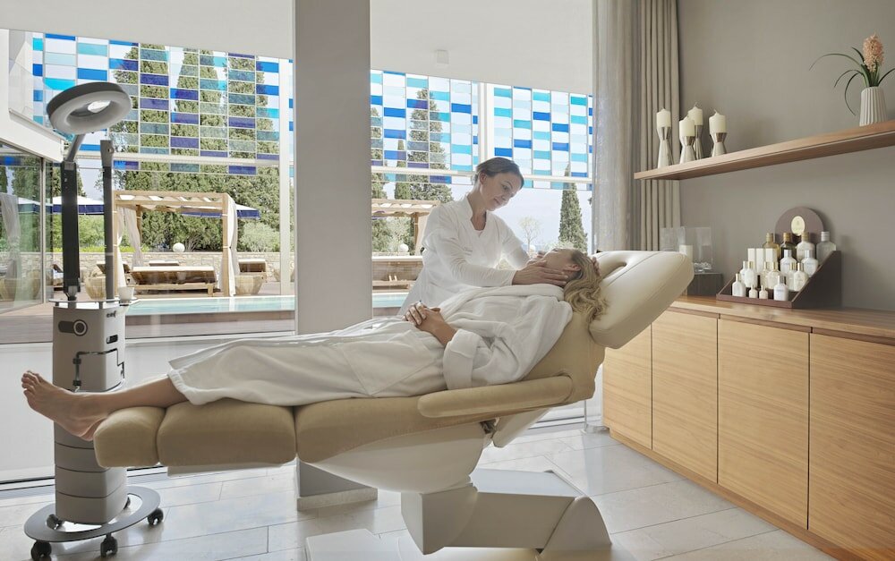 Фото Eden Reserve Hotel & Villas