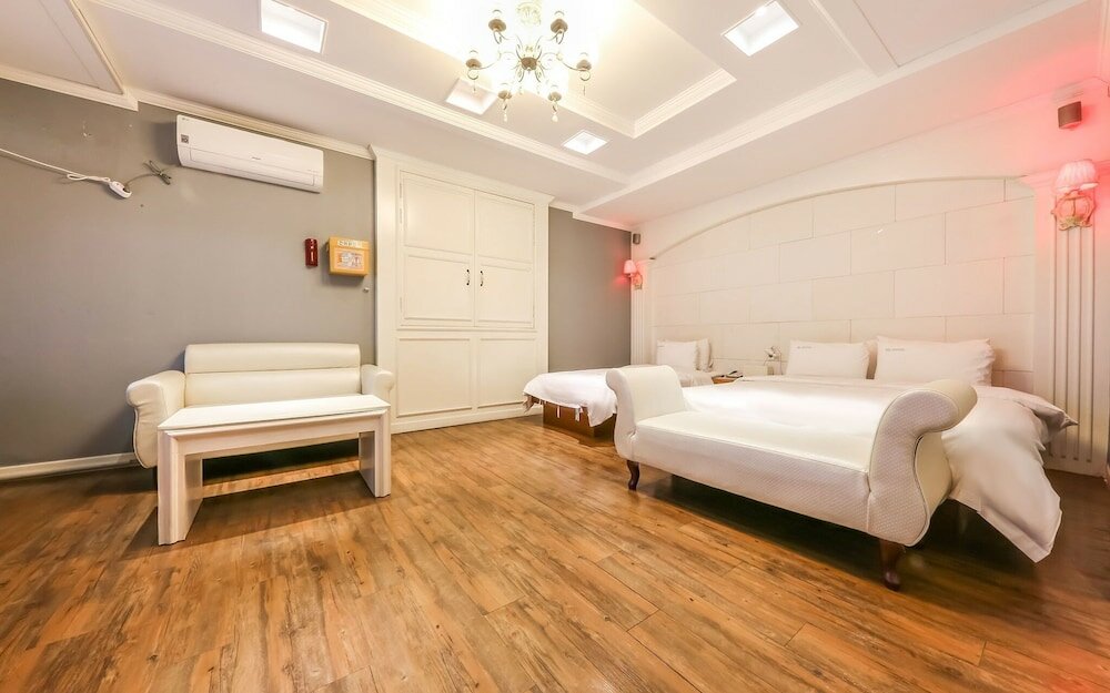 Фото Daejeon Yongjeon Richtel