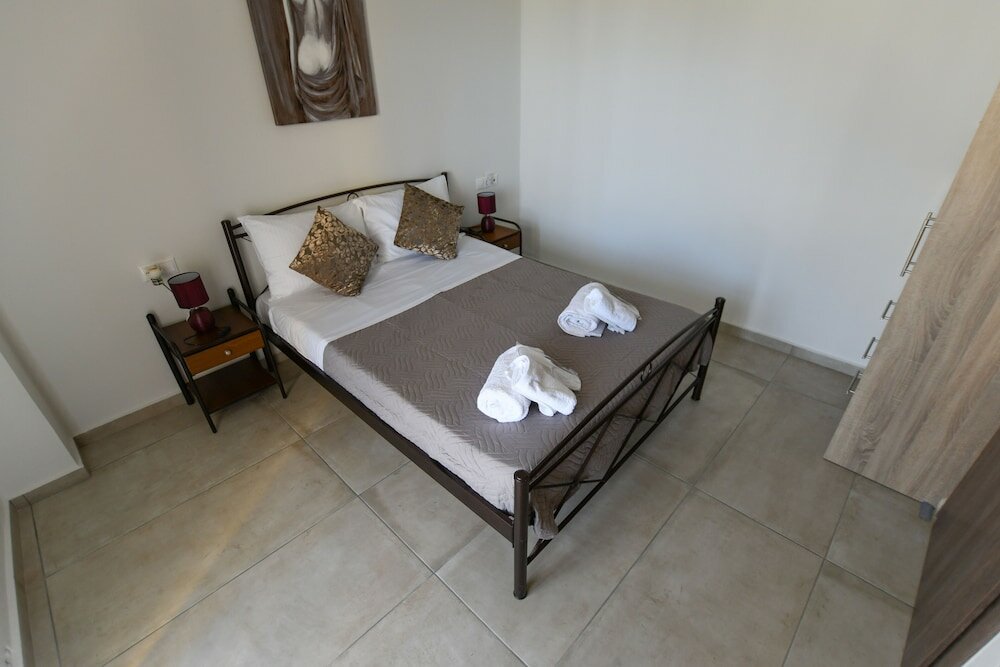 Фото Orama Apartment