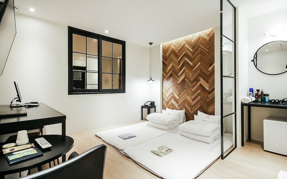 Фото Pohang Yaja Yeongildae