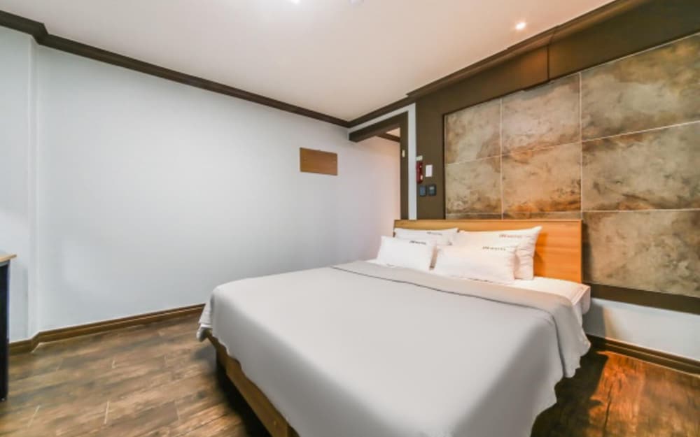 Фото Changwon Yonghodong In