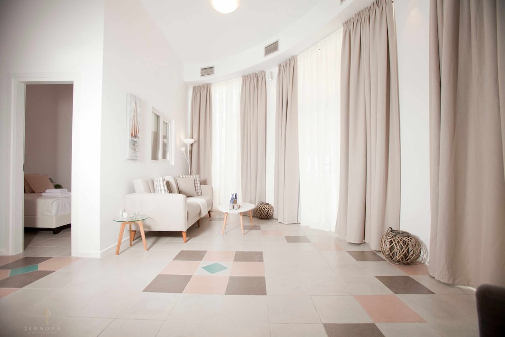 Фото Zennova 33 Kallithea Blue Paradise