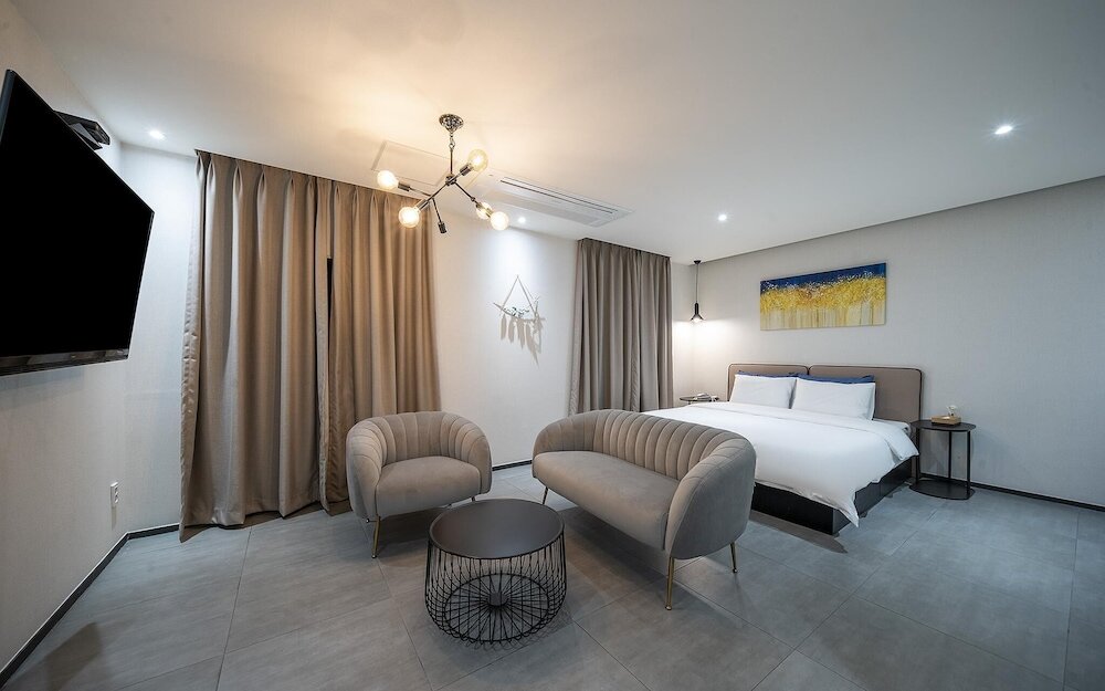 Фото 148107295085