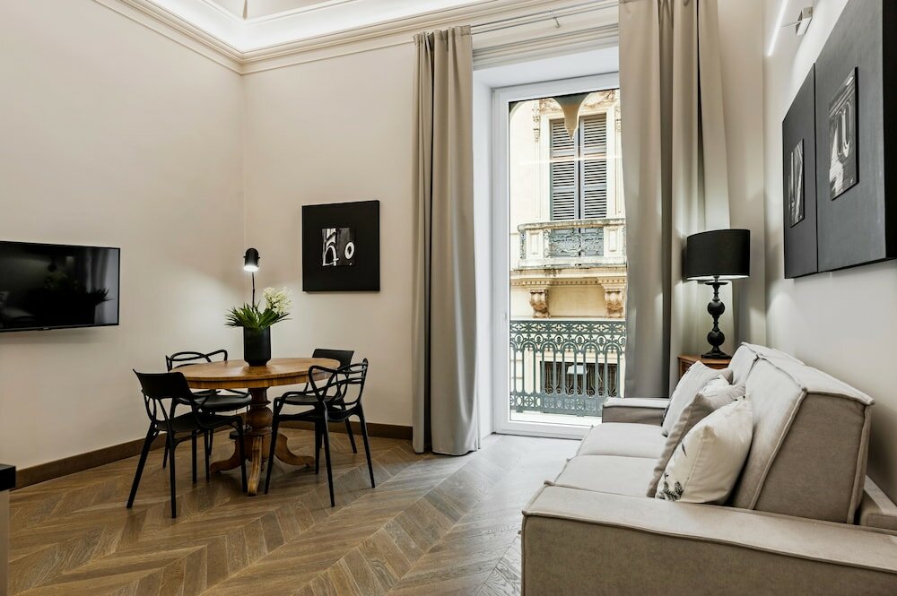 Фото Ferrini Home - Etnea Portrait