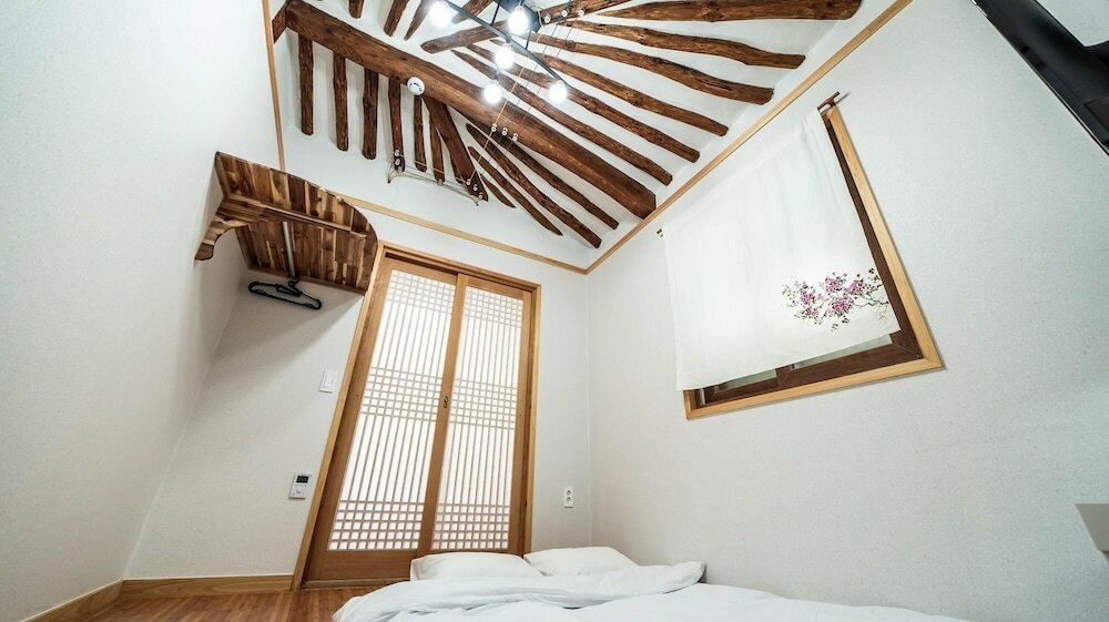 Фото Gyeongju Nenugnam20 Hanok Pension