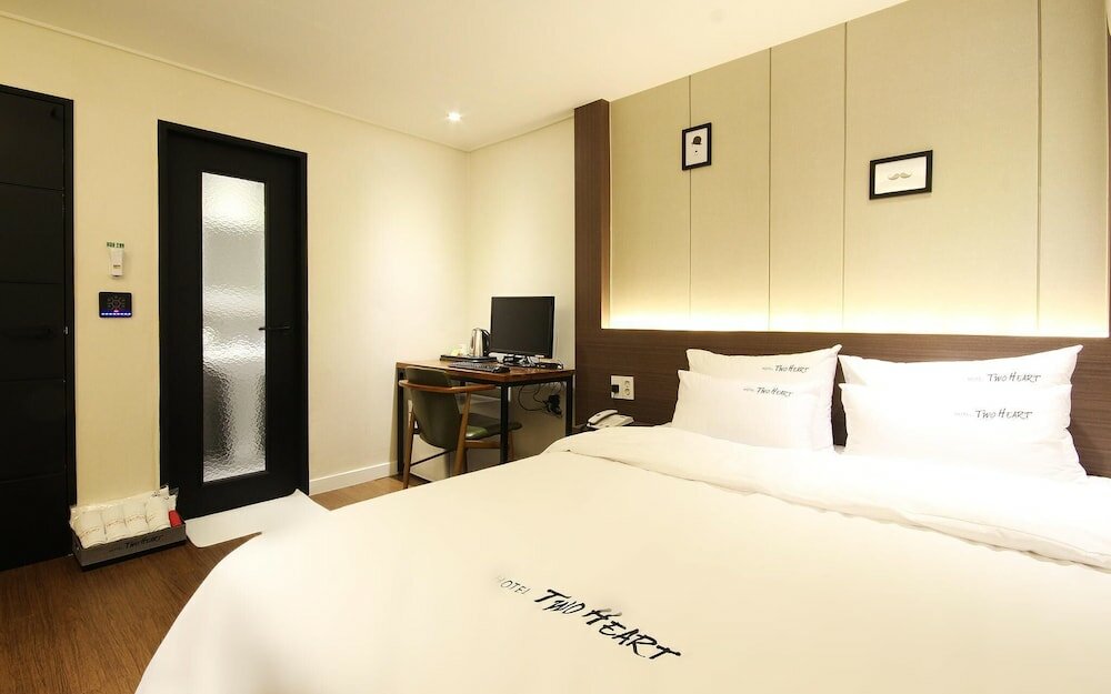 Фото Changwon Jinhae Hotel Two Heart