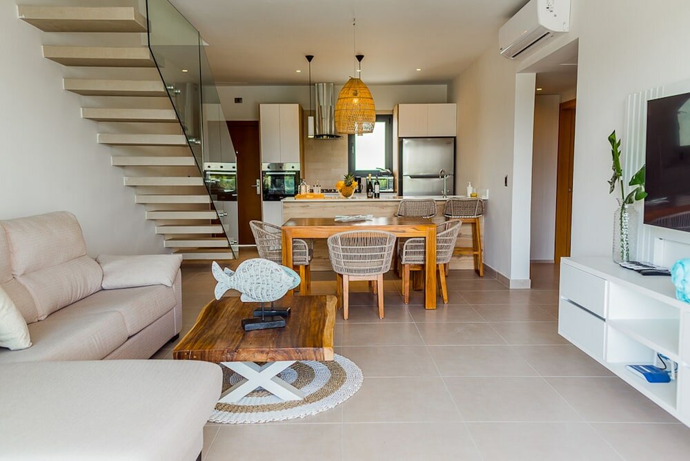 Фото Pool Garden Luxury Apt