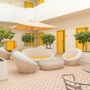 Гостиница Bloomrooms @ New Delhi Railway Station