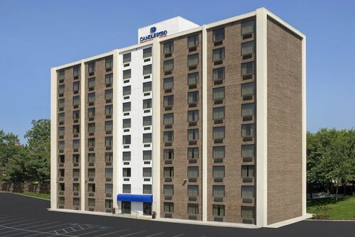 Гостиница Candlewood Suites Alexandria West, an Ihg Hotel