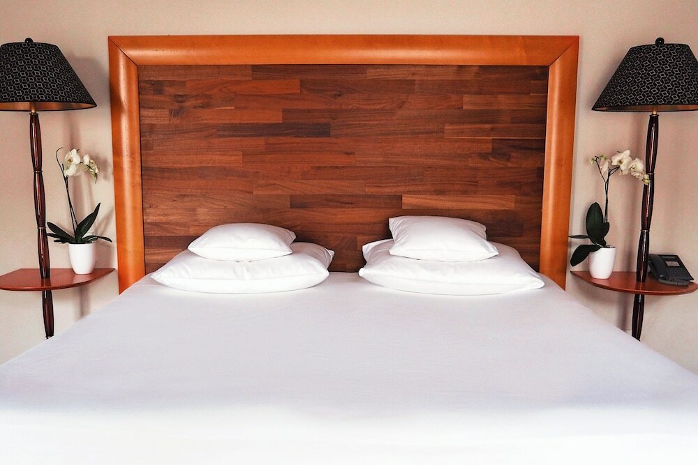 Фото Yours Truly